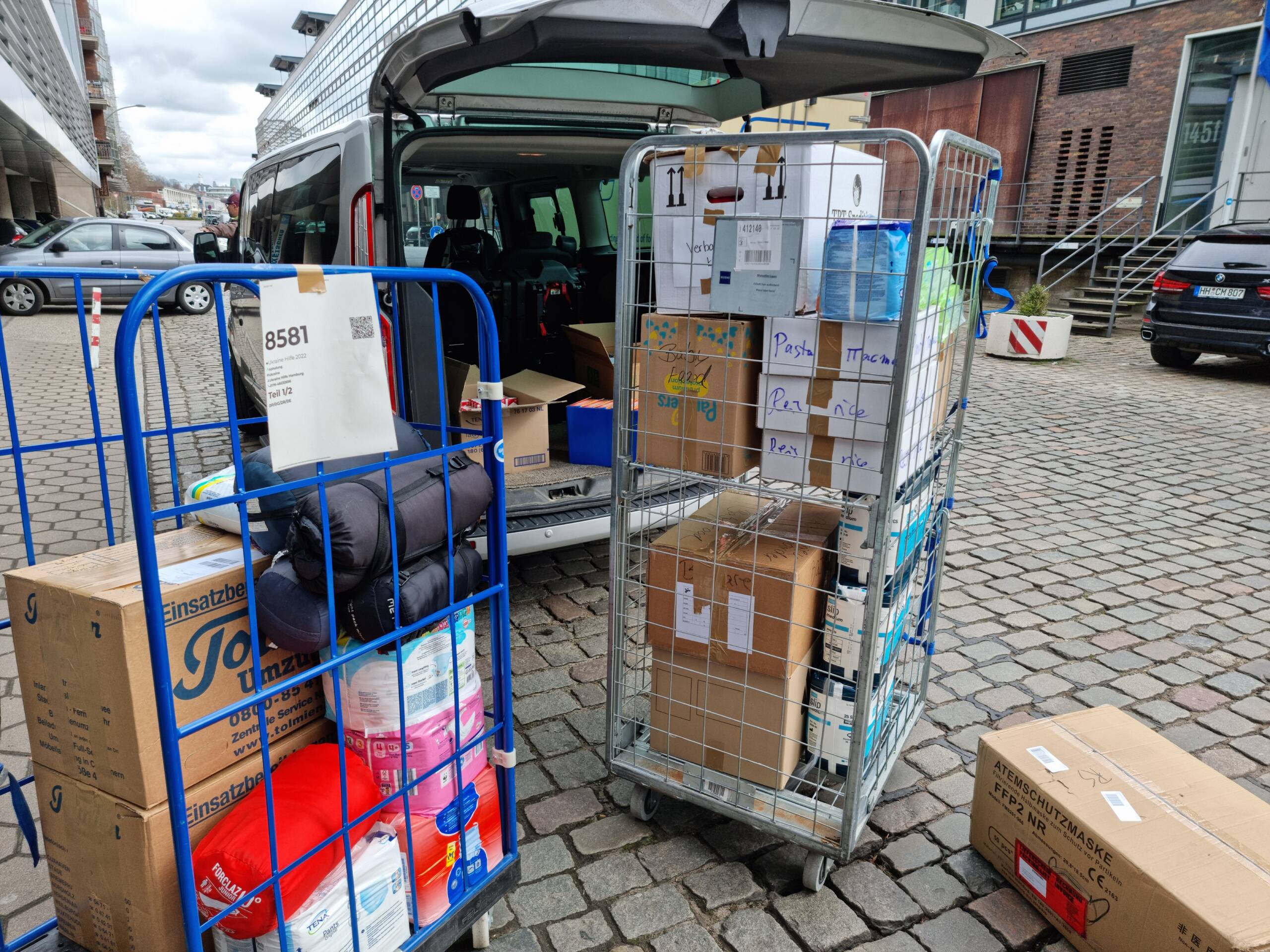 Aid delivery Hamburg-Ukraine