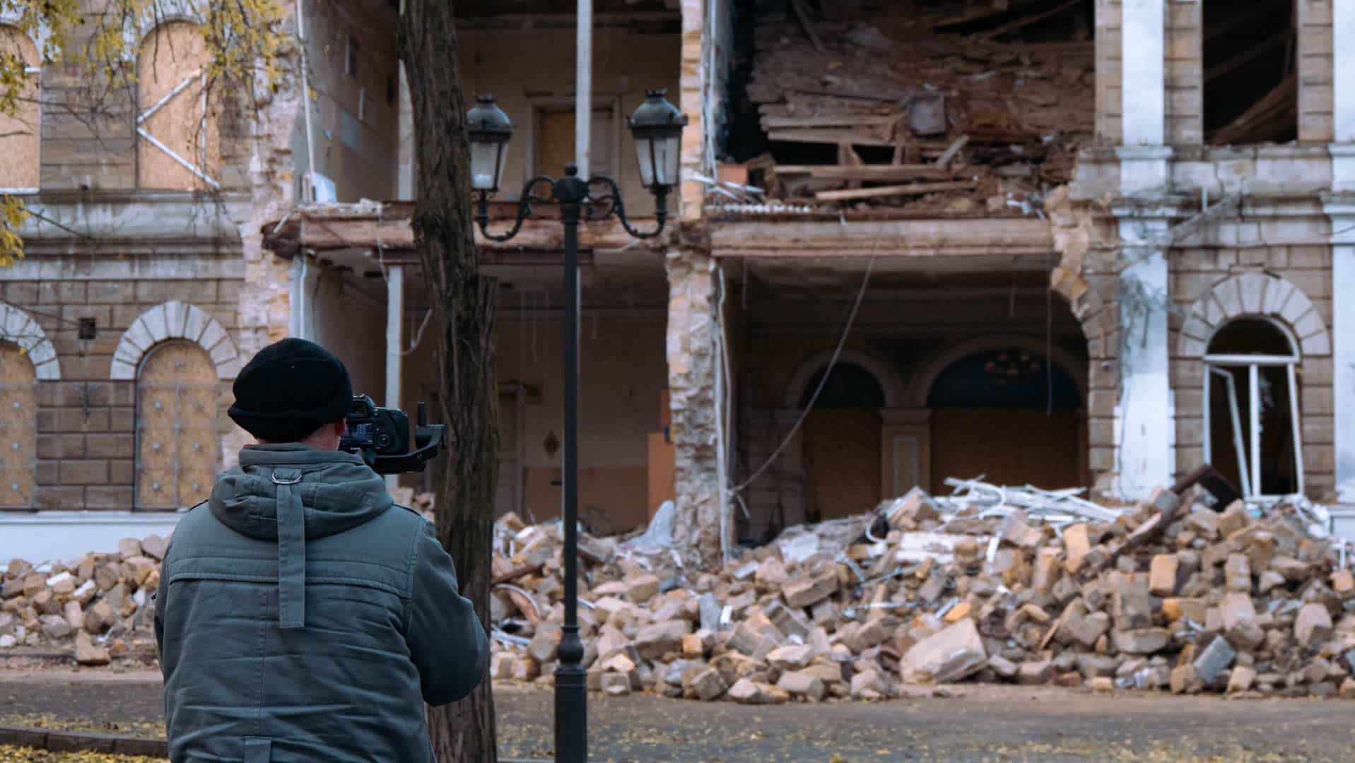 Spendenaktionen fuer die Ukraine zum Wiederaufbau zerstörter Häuser